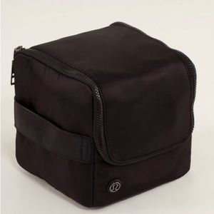 Rare Lululemon Sink Shower Travel Kit